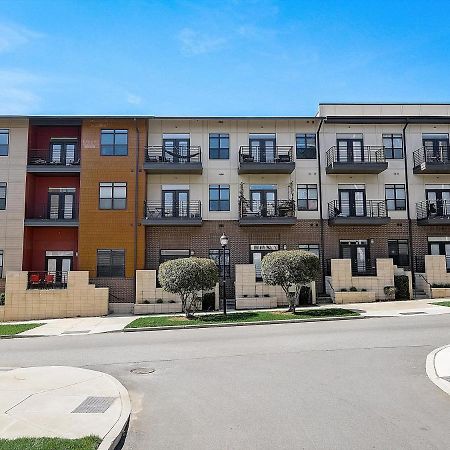 Frontdesk Village At Commonwealth Apts Plaza Midwood Charlotte Kültér fotó